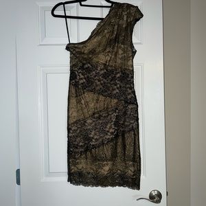 Bebe Lace dress - Size Large